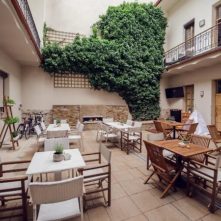 מלון City Residence Apartment Hotel קושיצה