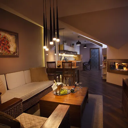 City Residence Apartment Hotel Otel Kösice