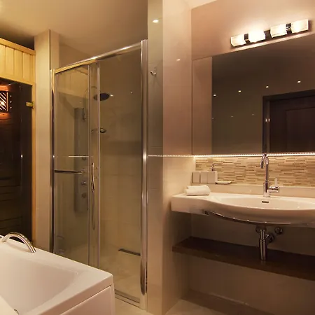 City Residence Apartment Hotel