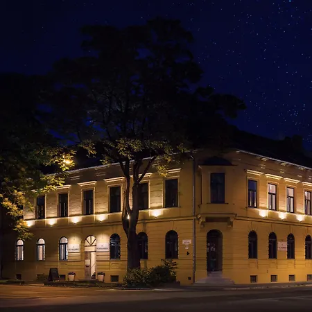 ホテル シティ レジデンス コシツェ