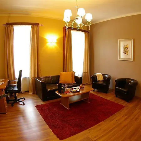 City Residence Apartment Hotel מלון 4*