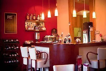 City Residence Apartment Hotel מלון 4*