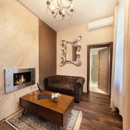 מלון City Residence Apartment Hotel 4*