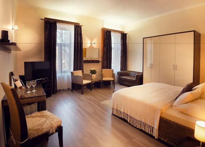 シティ レジデンス ホテル 4*