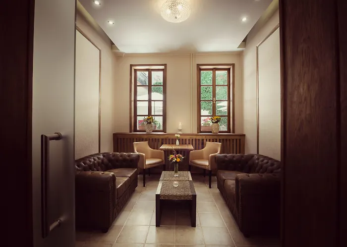 シティ レジデンス 4*