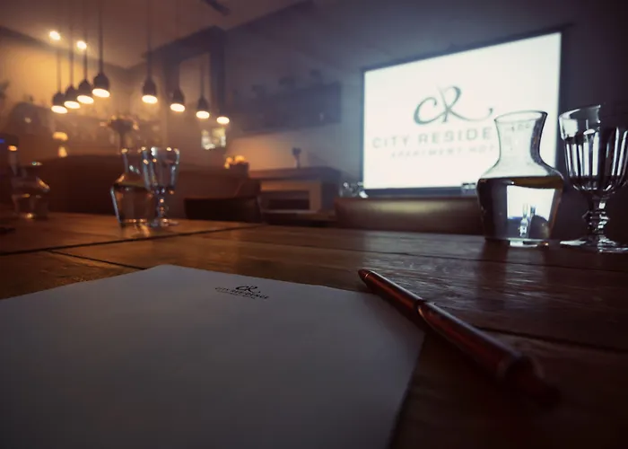 シティ レジデンス 4*